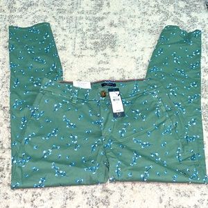 Tommy Hilfiger- Floral Chino